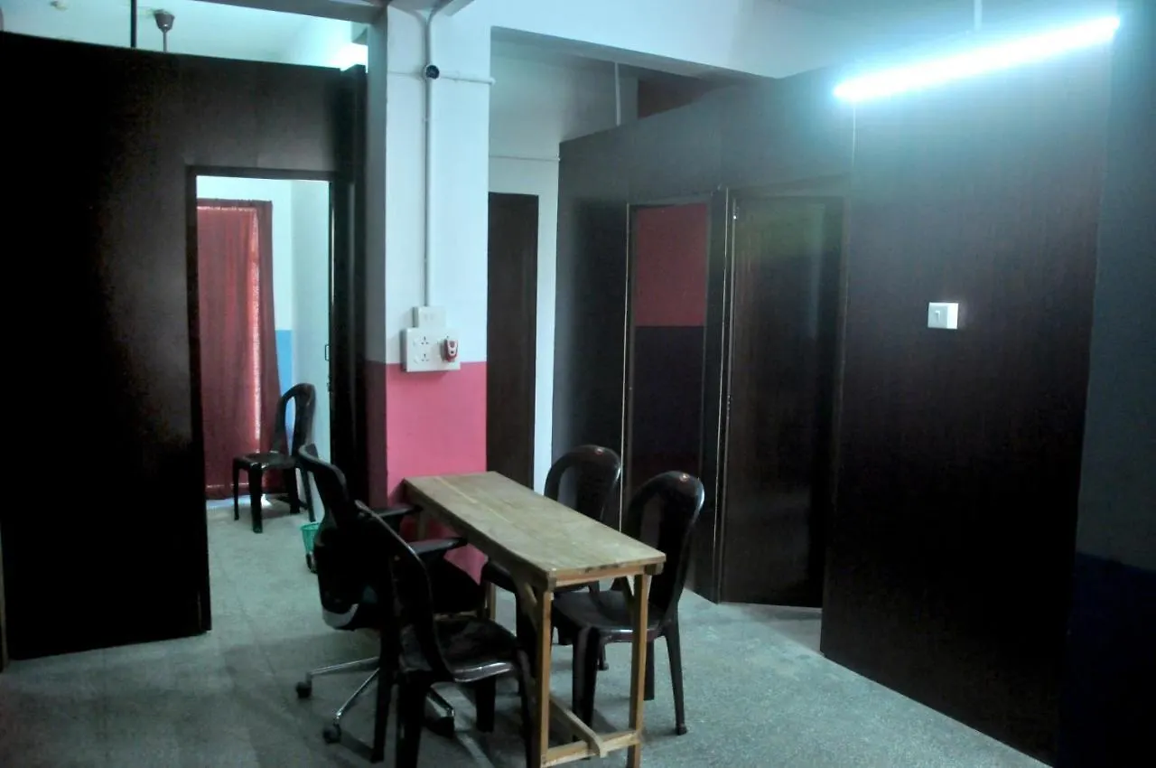 Adhithi Ladies Hostel Thiruvananthapuram Indien